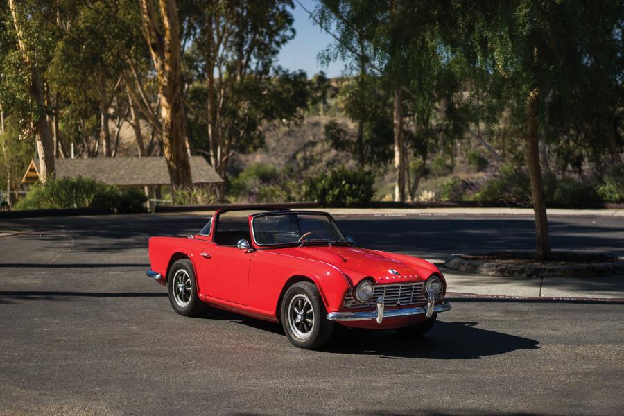  Triumph TR4 Surrey Top 1961 года  (фото 23 из 52)